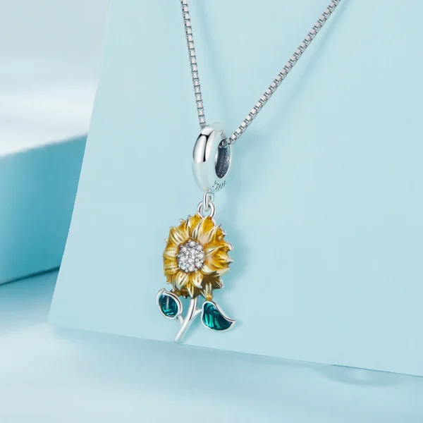 Silver Sunflower Pendant Necklace for Women