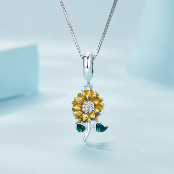 Silver Sunflower Pendant Necklace for Women